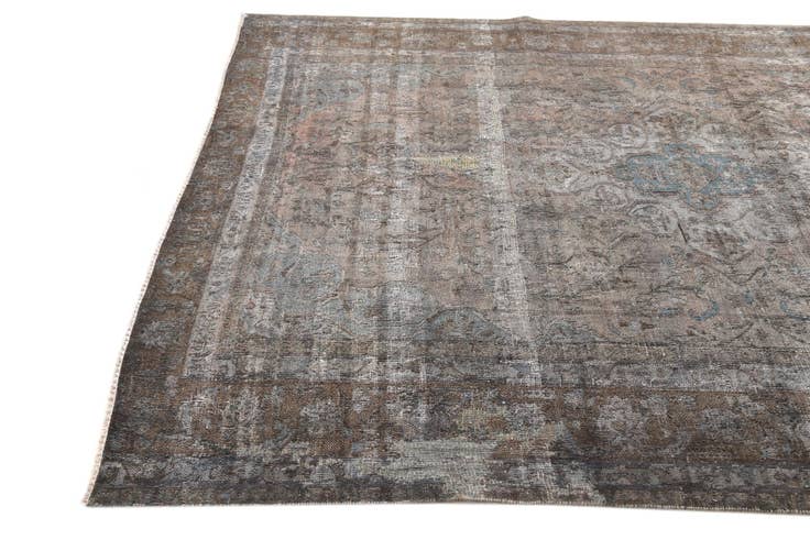 Detail image of 6' 5 x 9' 8 Hand Knotted Ultra Vintage Persian Wool Rug