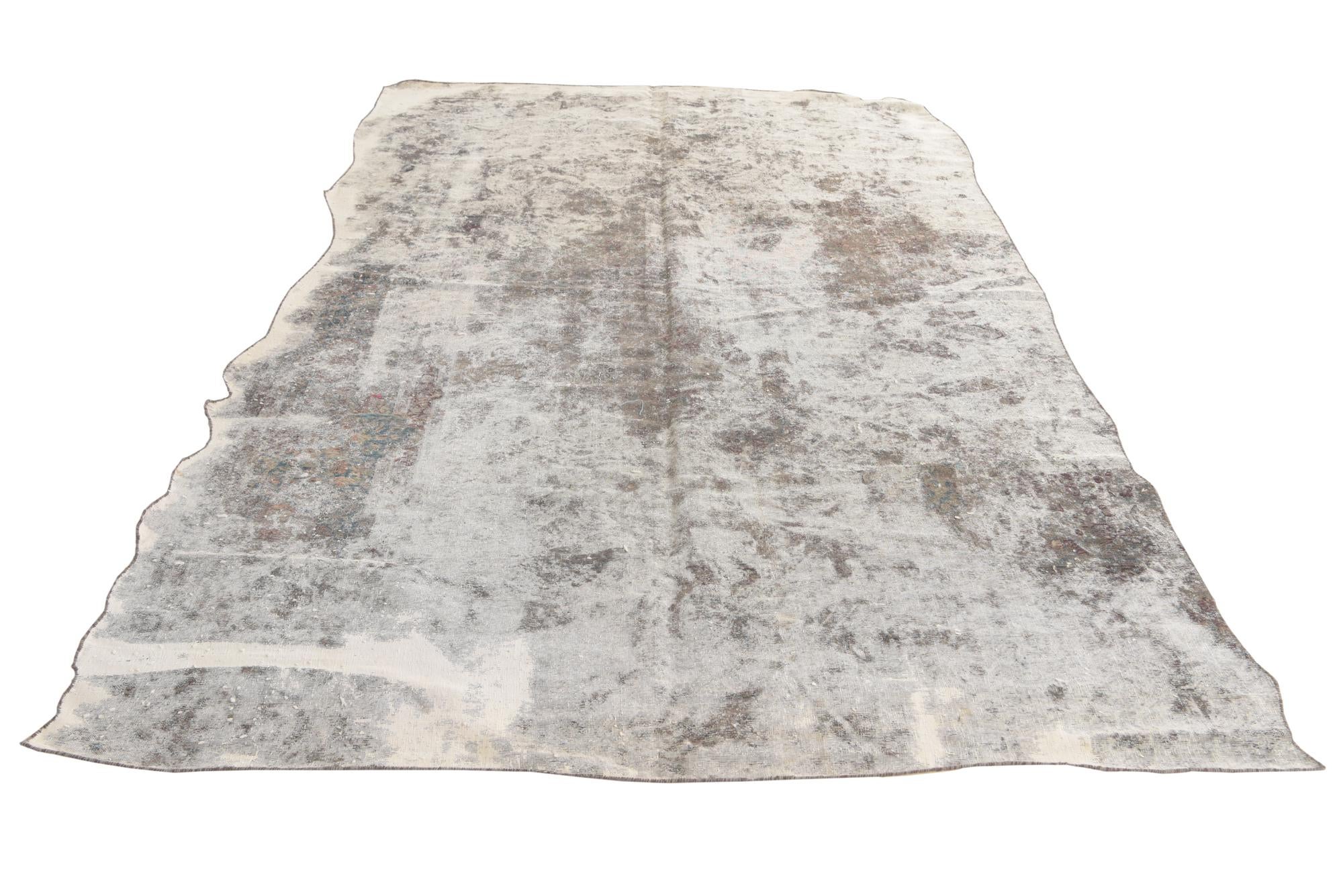 6' x 9' 8 Hand Knotted Ultra Vintage Persian Wool Rug