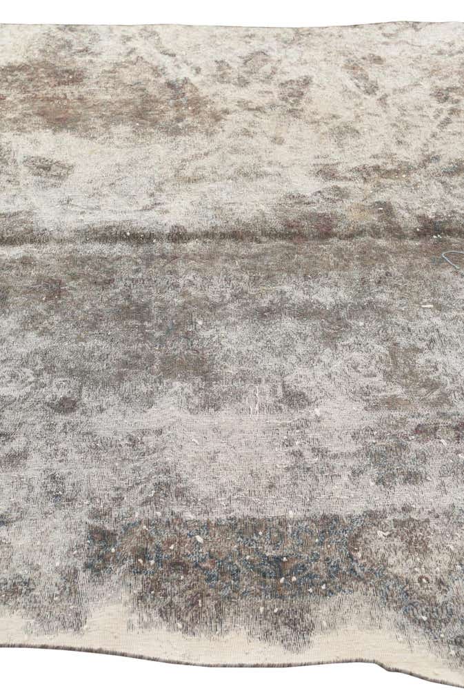 6' x 9' 8 Hand Knotted Ultra Vintage Persian Wool Rug