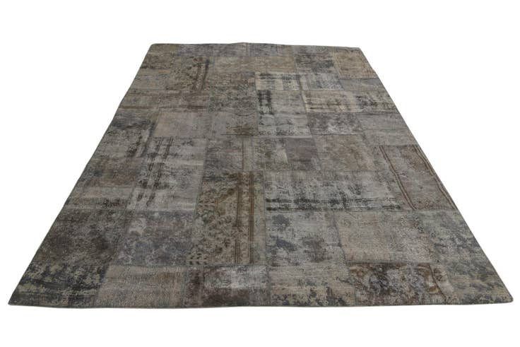 Detail image of 6' 8 x 9' 10 Hand Knotted Ultra Vintage Persian Wool Rug