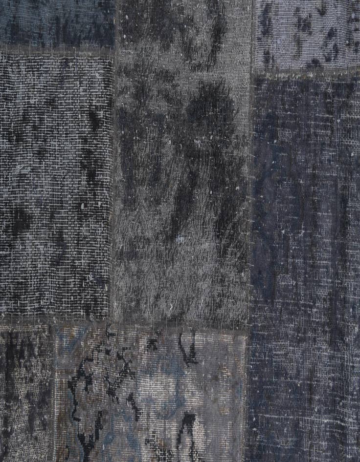 Detail image of 8' x 10' 2 Hand Knotted Ultra Vintage Persian Wool Rug