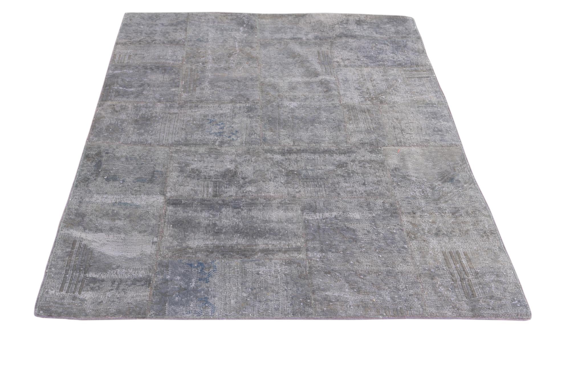 4' x 6' Hand Knotted Ultra Vintage Persian Wool Rug
