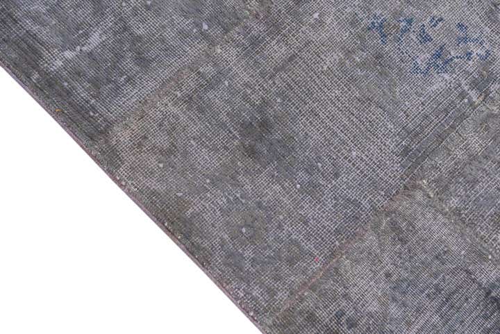 4' x 6' Hand Knotted Ultra Vintage Persian Wool Rug