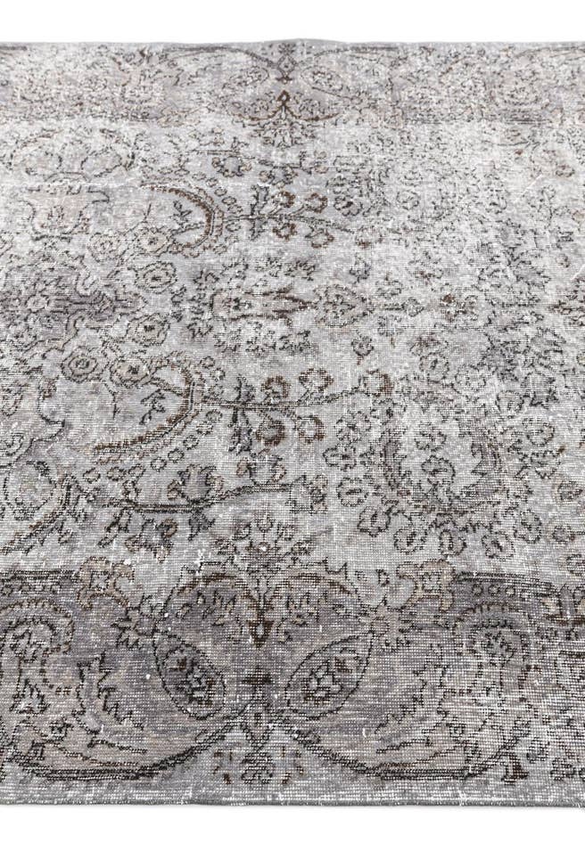 Detail image of 5' 5 x 8' 6 Ultra Vintage Wool Rug