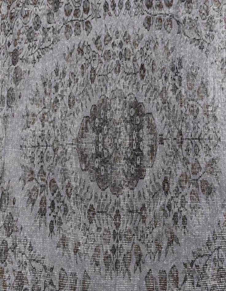 Detail image of 5' 5 x 8' 9 Ultra Vintage Wool Rug