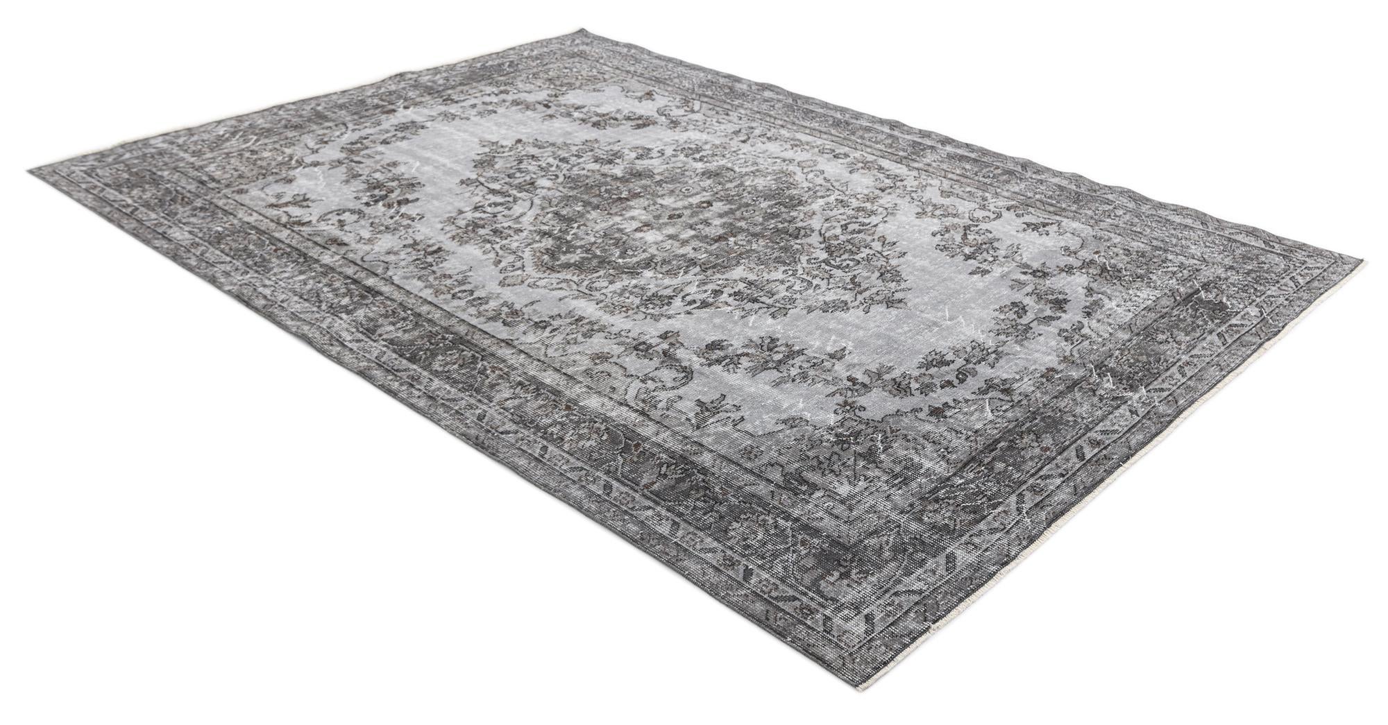 6' x 9' 6 Ultra Vintage Wool Rug