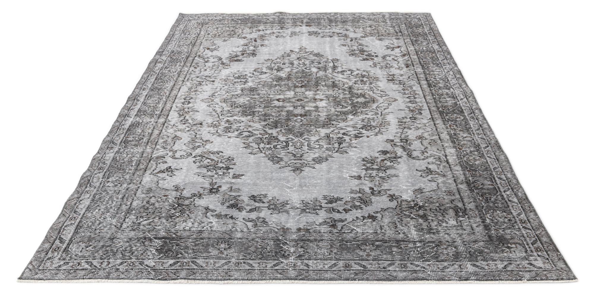 6' x 9' 6 Ultra Vintage Wool Rug