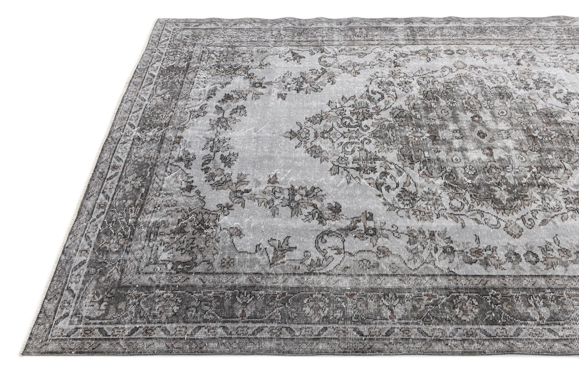 6' x 9' 6 Ultra Vintage Wool Rug