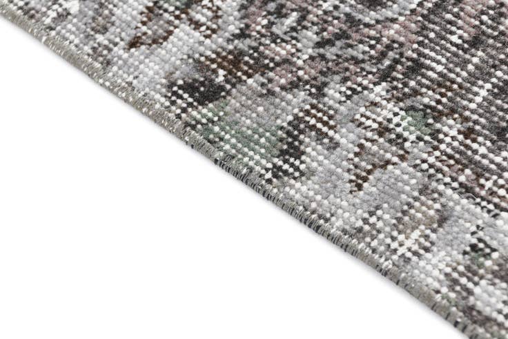 Detail image of 5' 7 x 9' 3 Ultra Vintage Wool Rug