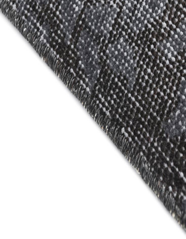 Detail image of 5' 9 x 9' 6 Ultra Vintage Wool Rug