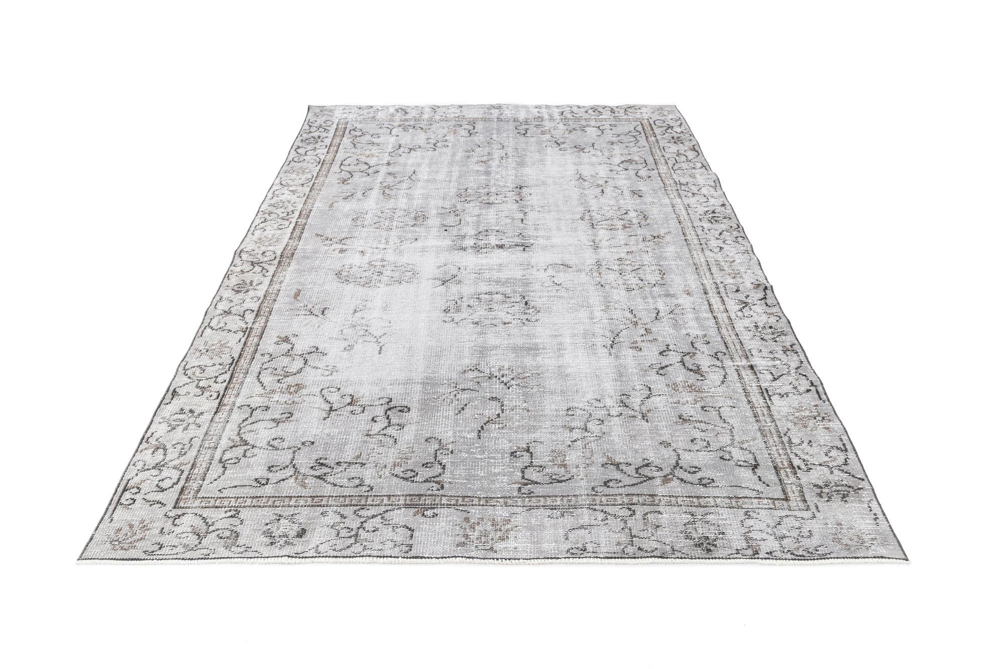 6' 1 x 9' Ultra Vintage Wool Rug