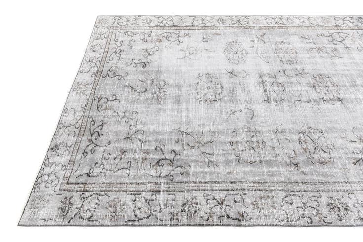 Detail image of 6' 1 x 9' Ultra Vintage Wool Rug