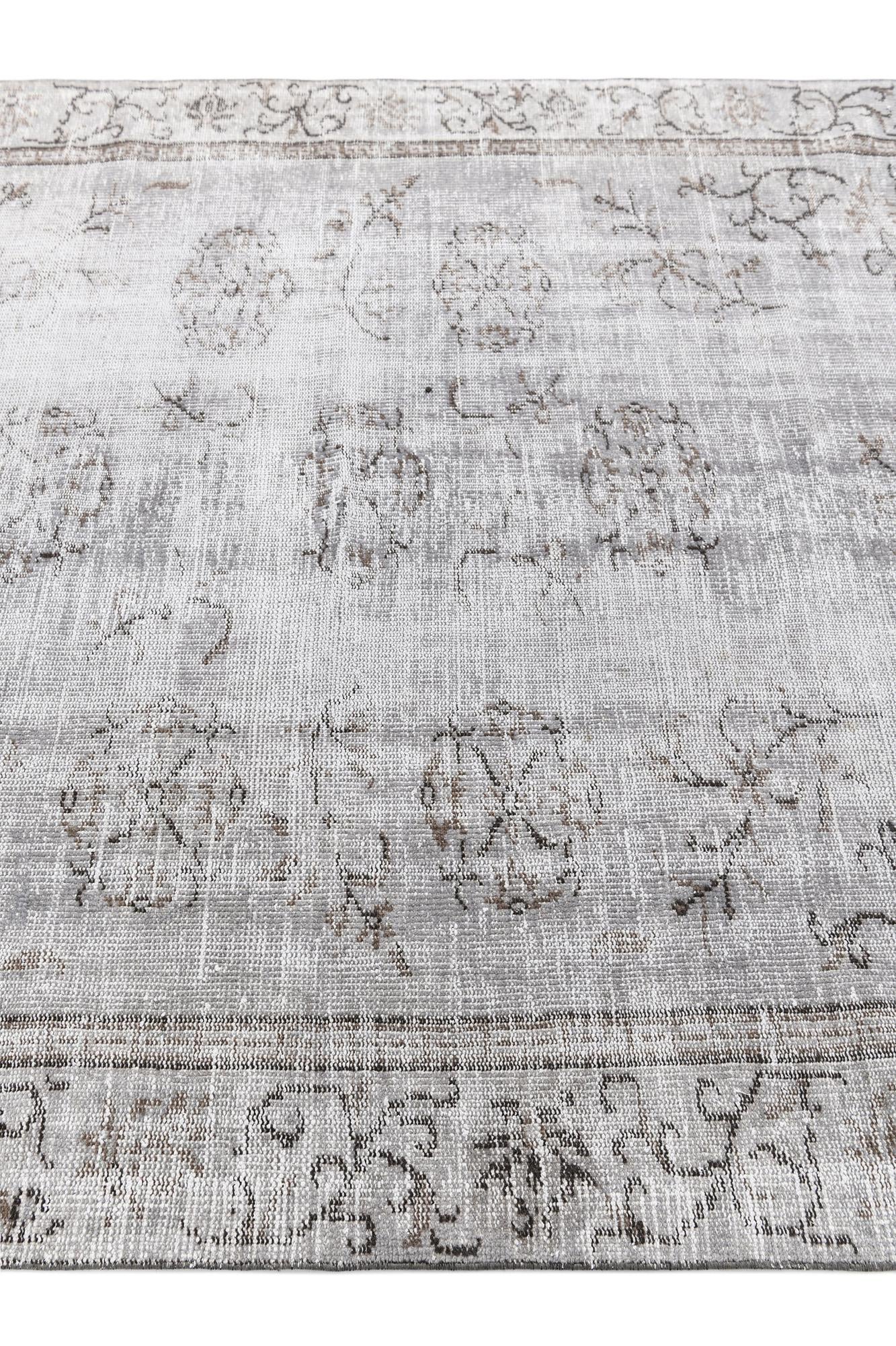 6' 1 x 9' Ultra Vintage Wool Rug