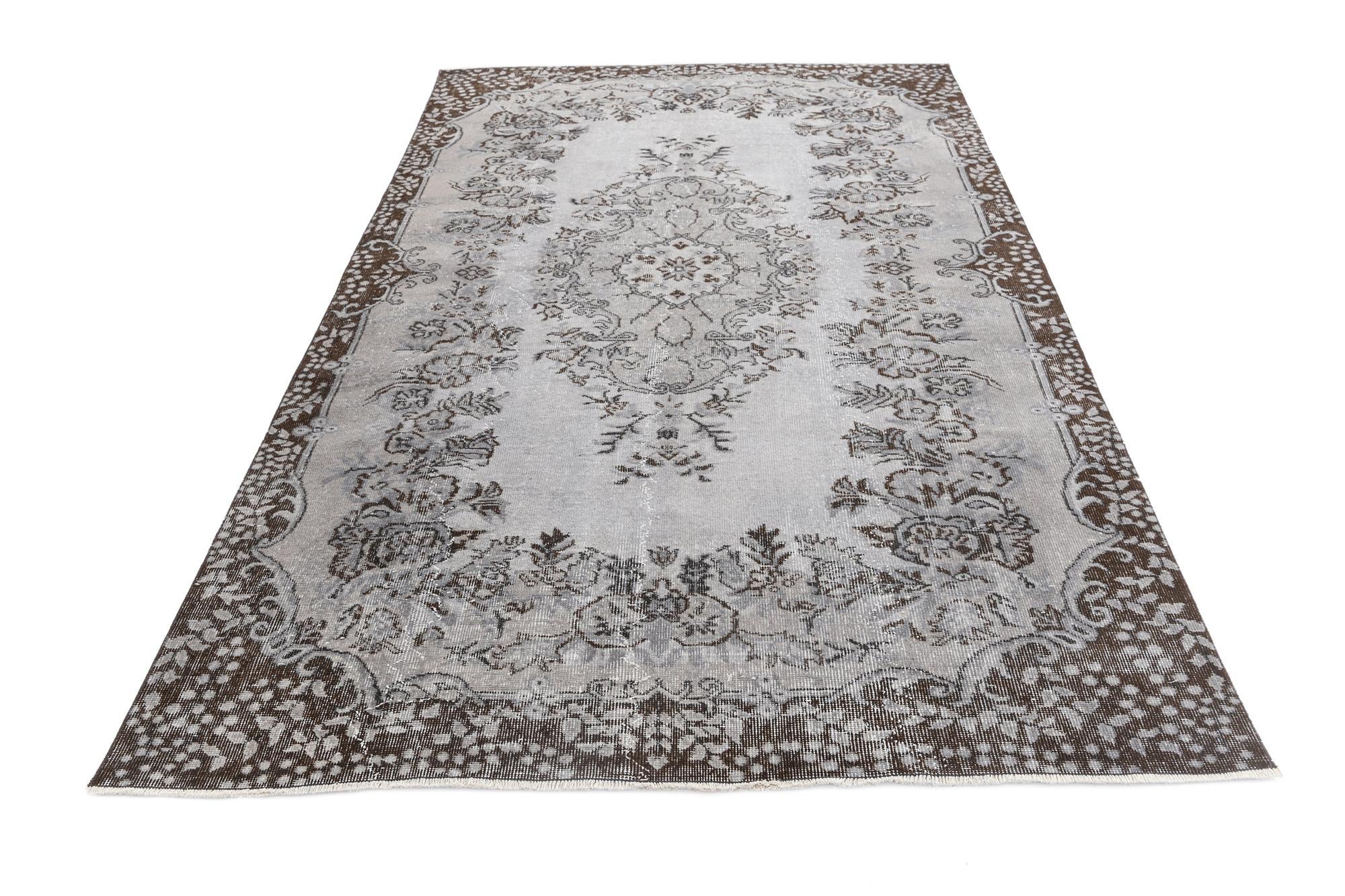 5' 8 x 9' 2 Ultra Vintage Wool Rug