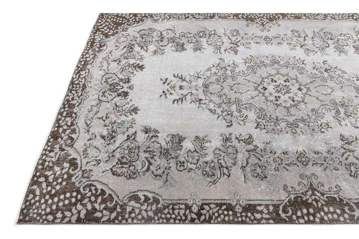 5' 8 x 9' 2 Ultra Vintage Wool Rug