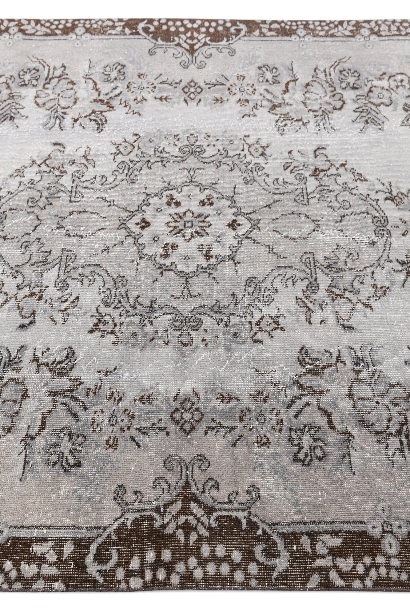 5' 8 x 9' 2 Ultra Vintage Wool Rug