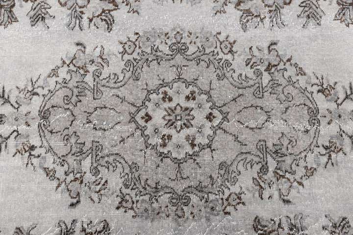 5' 8 x 9' 2 Ultra Vintage Wool Rug