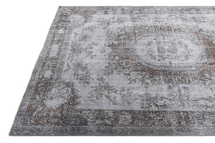 Detail image of 6' 4 x 9' 4 Ultra Vintage Wool Rug