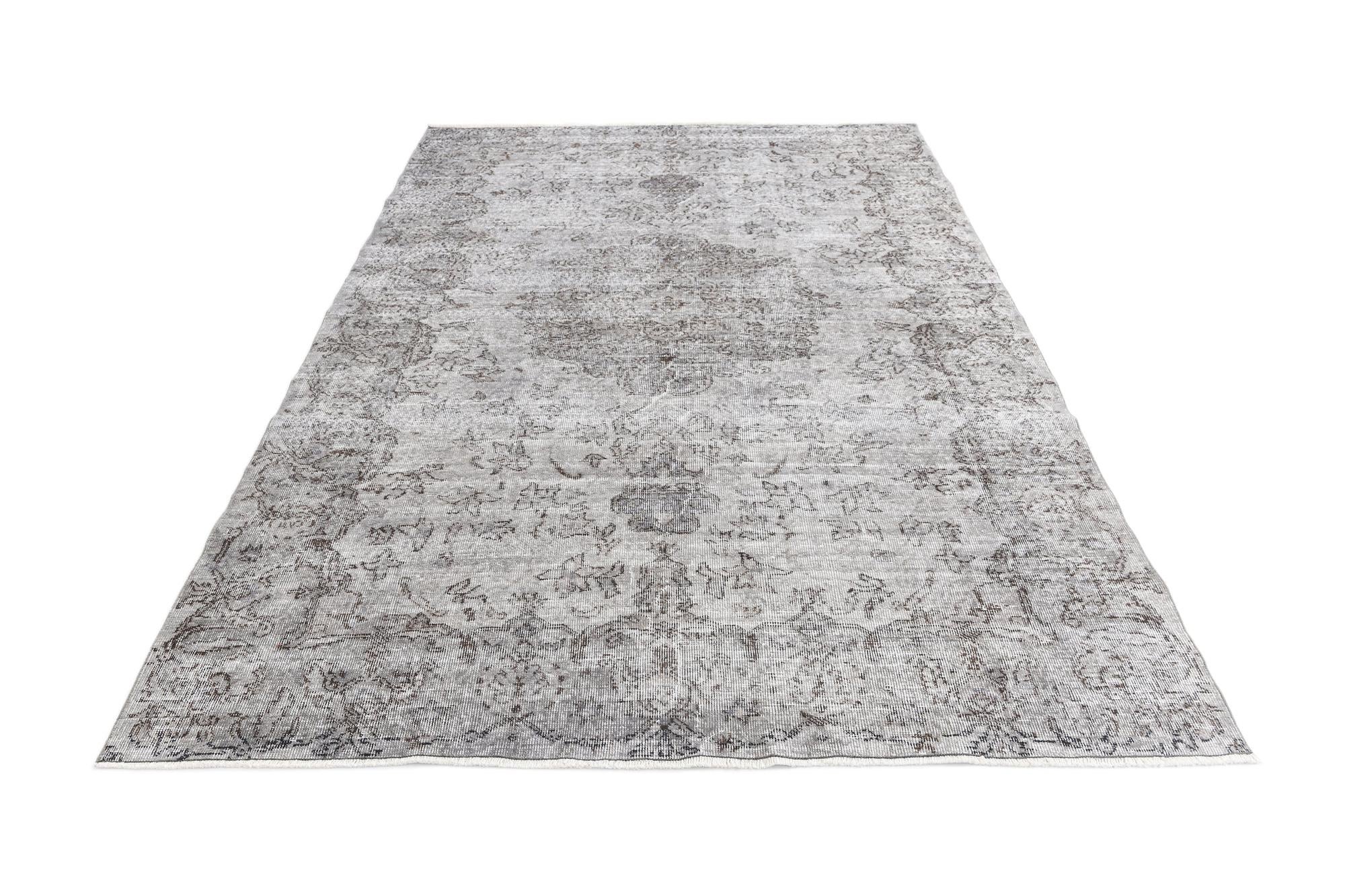 5' 11 x 9' 6 Ultra Vintage Wool Rug