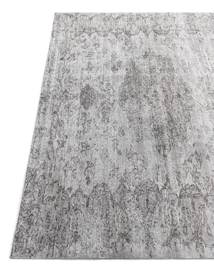 Detail image of 5' 11 x 9' 6 Ultra Vintage Wool Rug