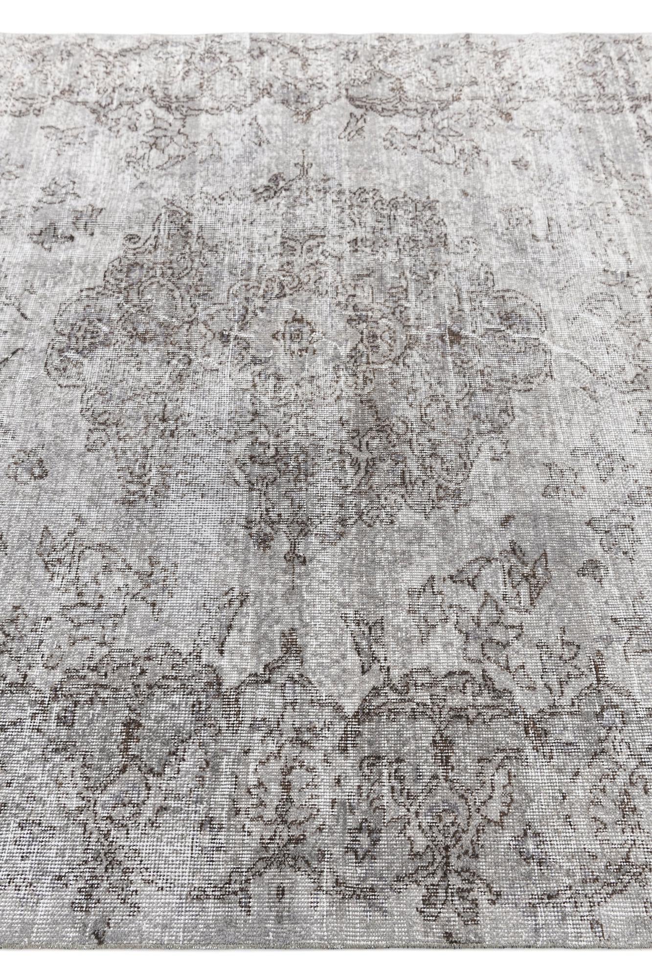 5' 11 x 9' 6 Ultra Vintage Wool Rug