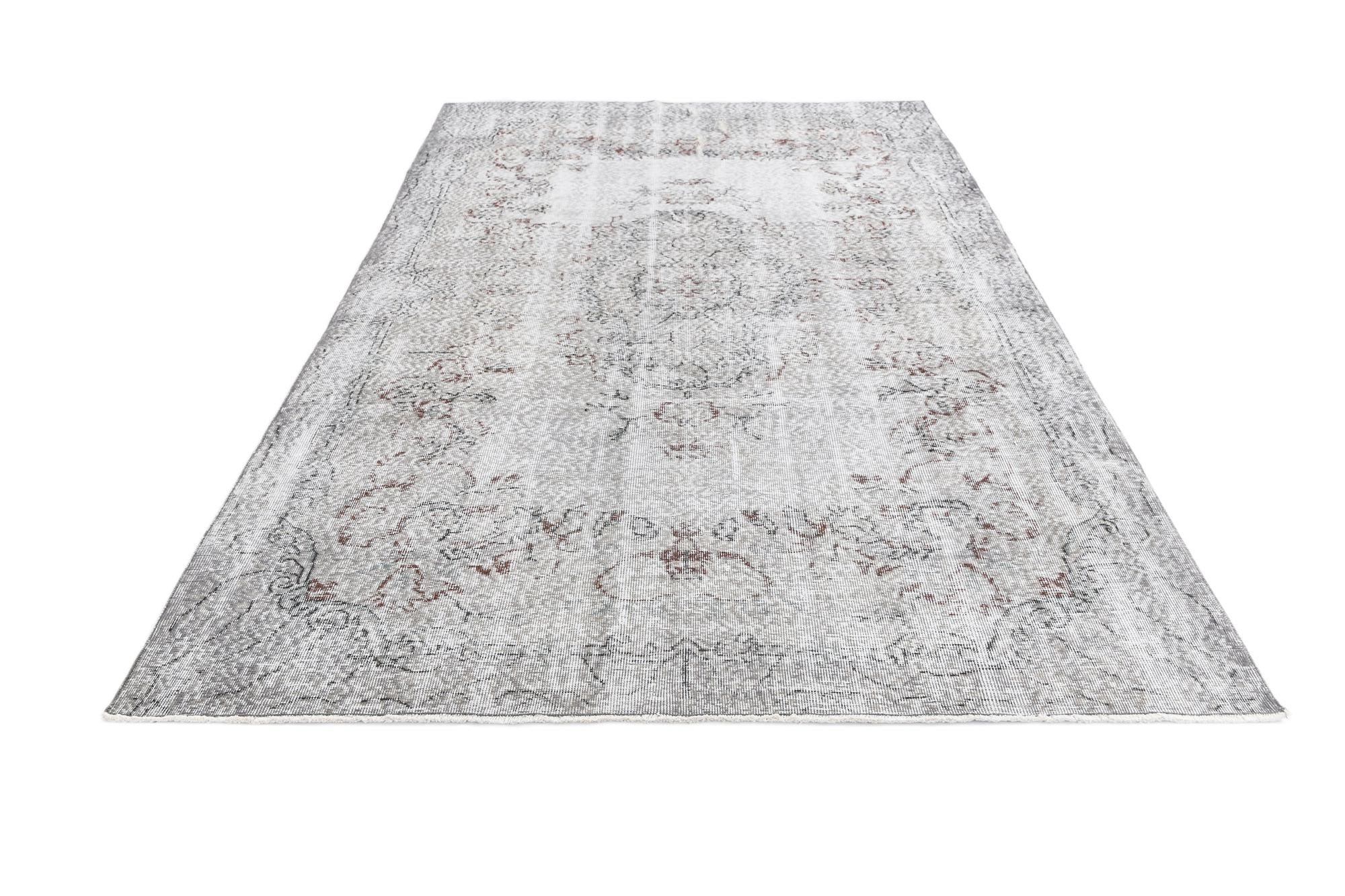 6' 4 x 9' 8 Ultra Vintage Wool Rug