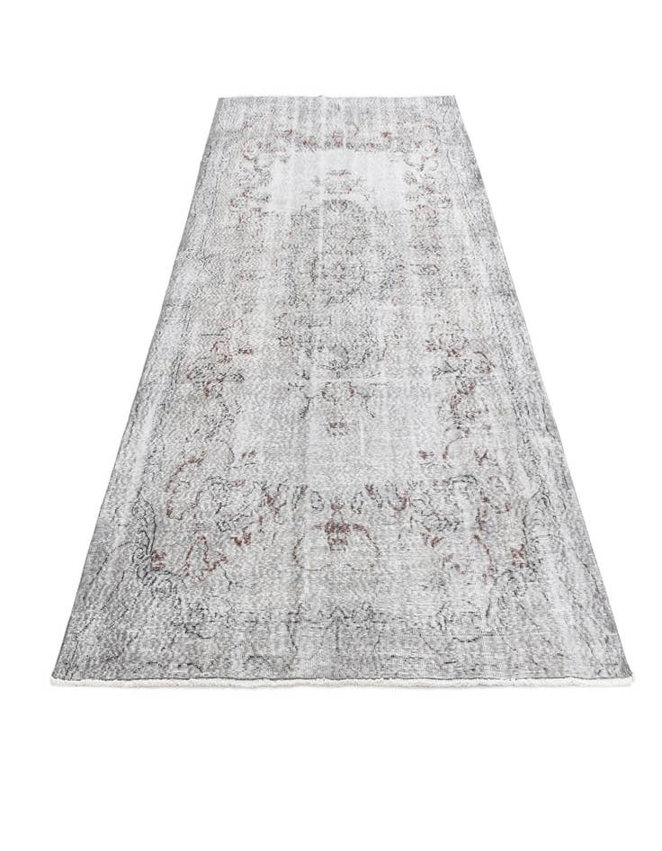 Detail image of 6' 4 x 9' 8 Ultra Vintage Wool Rug