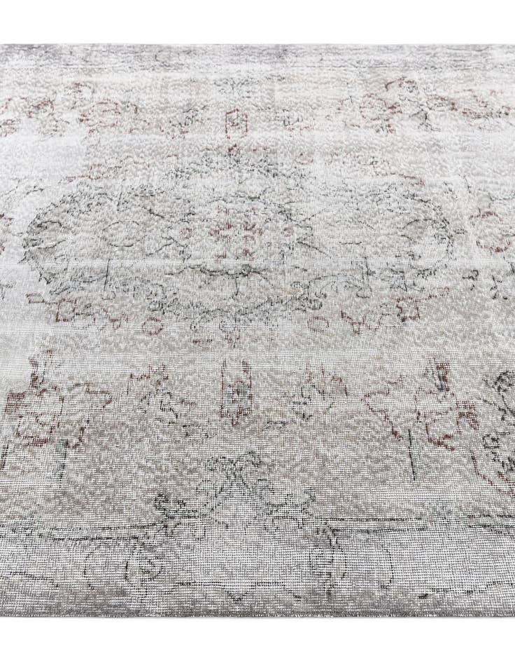 Detail image of 6' 4 x 9' 8 Ultra Vintage Wool Rug