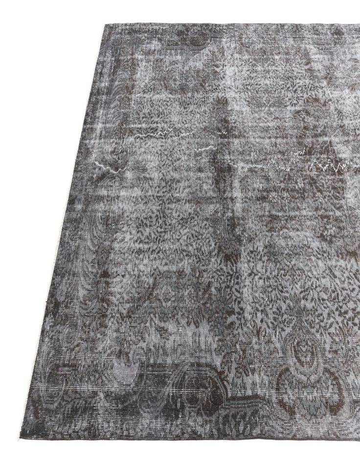 Detail image of 6' 3 x 9' 10 Ultra Vintage Wool Rug