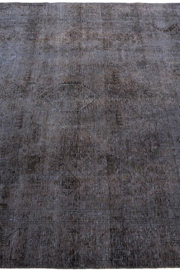 Detail image of 6' x 9' 10 Hand Knotted Ultra Vintage Persian Wool Rug
