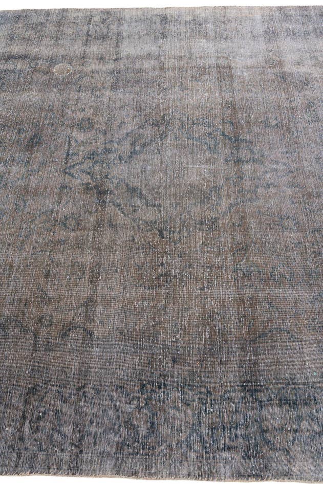 Detail image of 7' 5 x 10' 7 Hand Knotted Ultra Vintage Persian Wool Rug