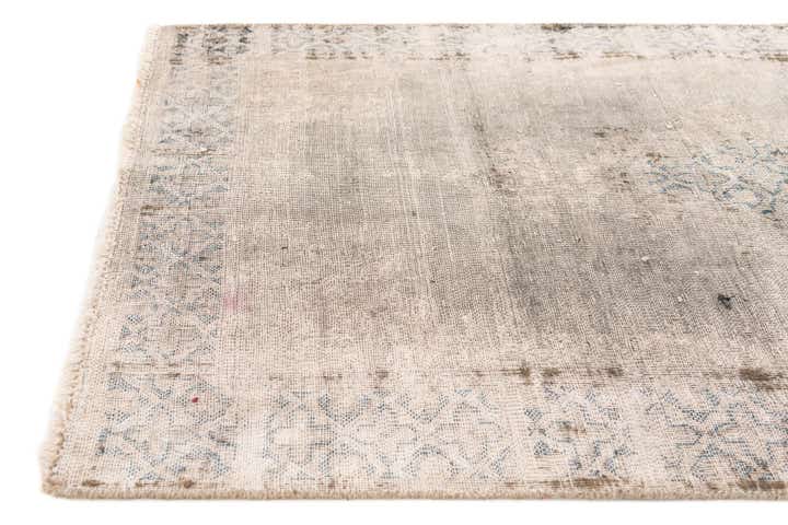 2' 10 x 4' 8 Hand Knotted Ultra Vintage Persian Wool Rug