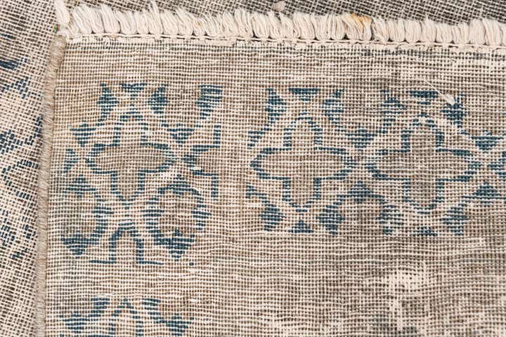 2' 10 x 4' 8 Hand Knotted Ultra Vintage Persian Wool Rug