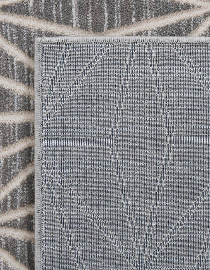 Detail image of 5' x 8' Uptown Fifth Avenue Rug