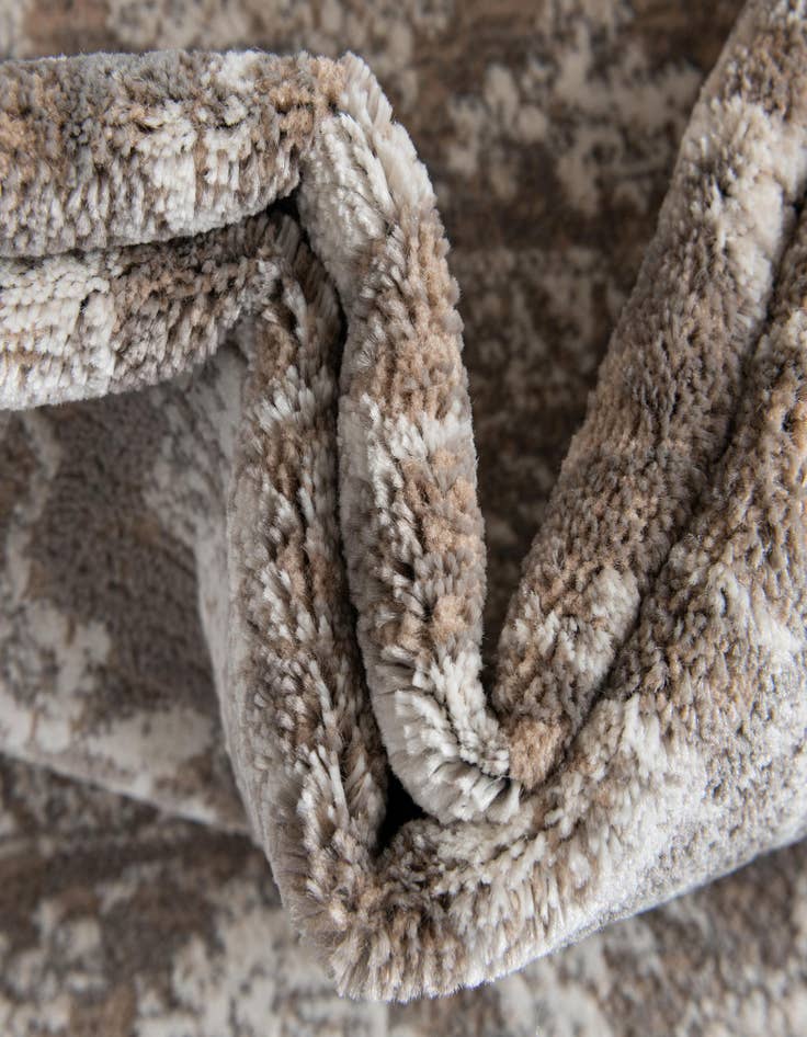 Detail image of Jill Zarin 7' 10 x 10' Uptown Central Park Rug