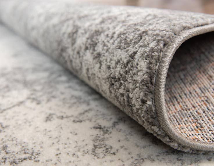 Detail image of 5' x 8' Veneto Rug