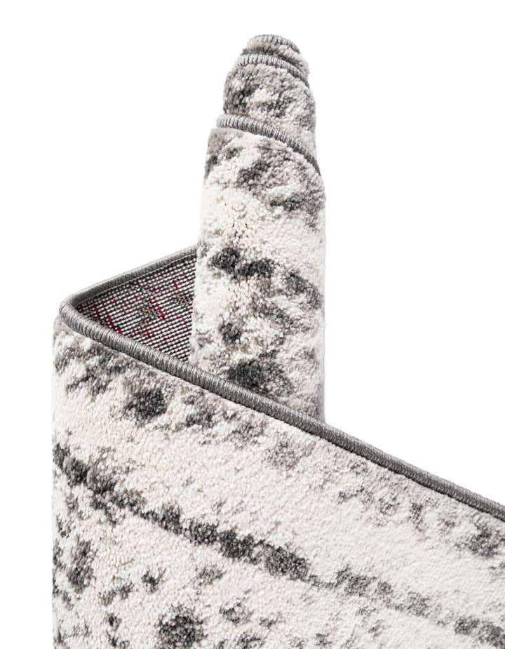 7' 10 x 10' Veneto Rug