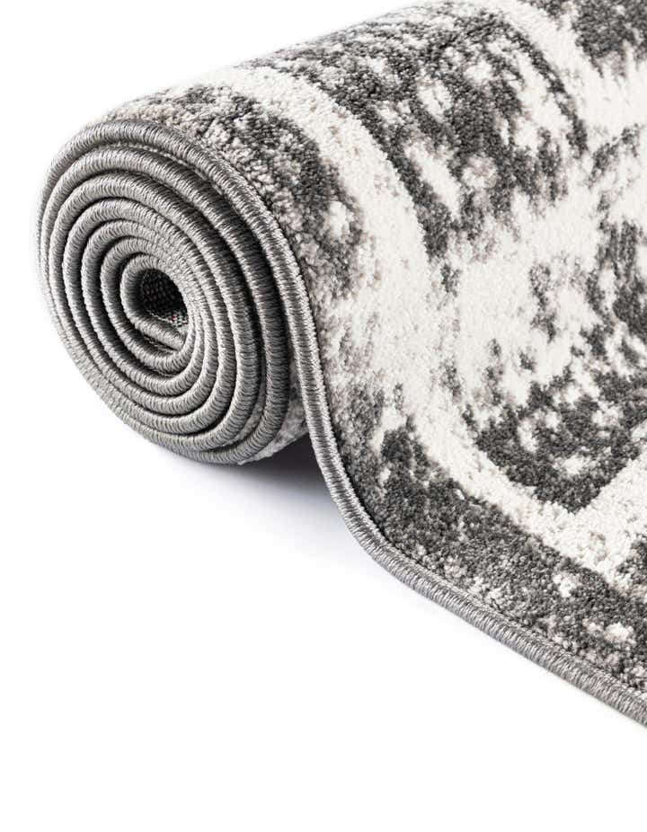 7' 10 x 10' Venice Rug