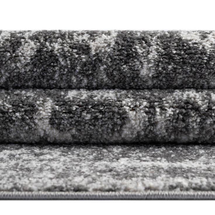 Detail image of 8' x 10' Venice Rug