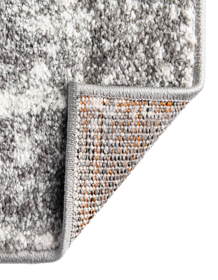 Detail image of 4' x 6' Venice Rug