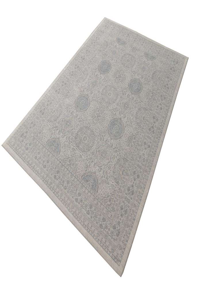 5' 3 x 7' 6 Villa Rug