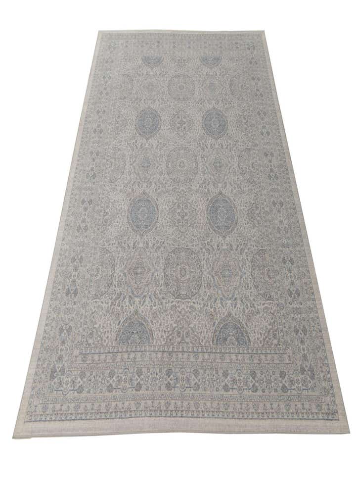 5' 3 x 7' 6 Villa Rug