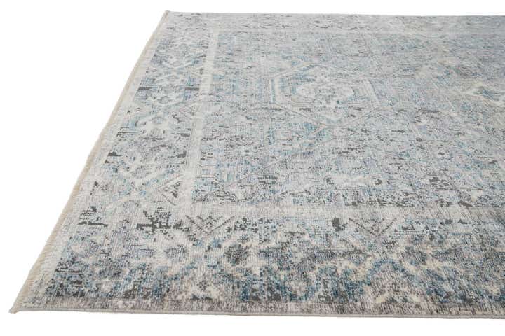 5' 3 x 7' 7 Villa Rug