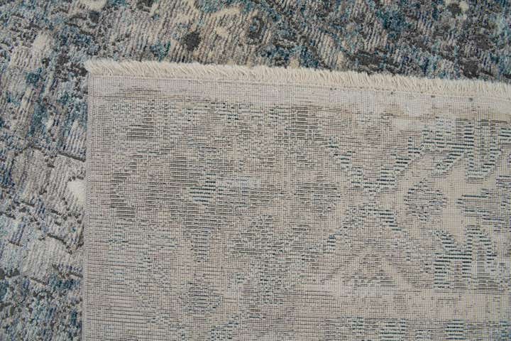 5' 3 x 7' 7 Villa Rug