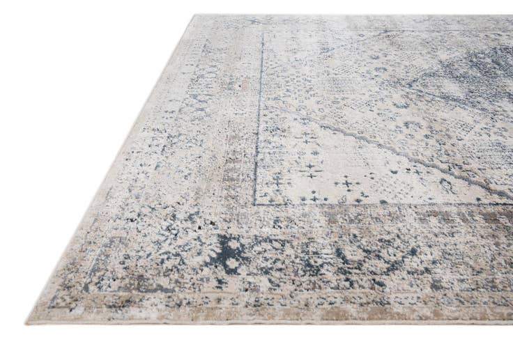 Detail image of 5' x 7' 7 Villa Rug