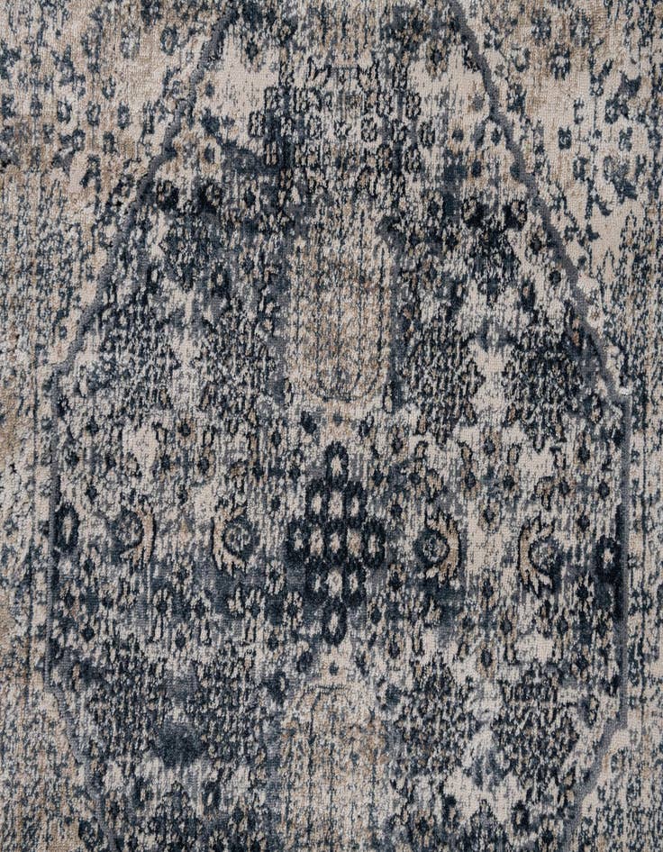 Detail image of 5' x 7' 7 Villa Rug