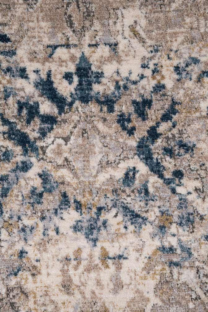 5' 4 x 7' 4 Villa Rug