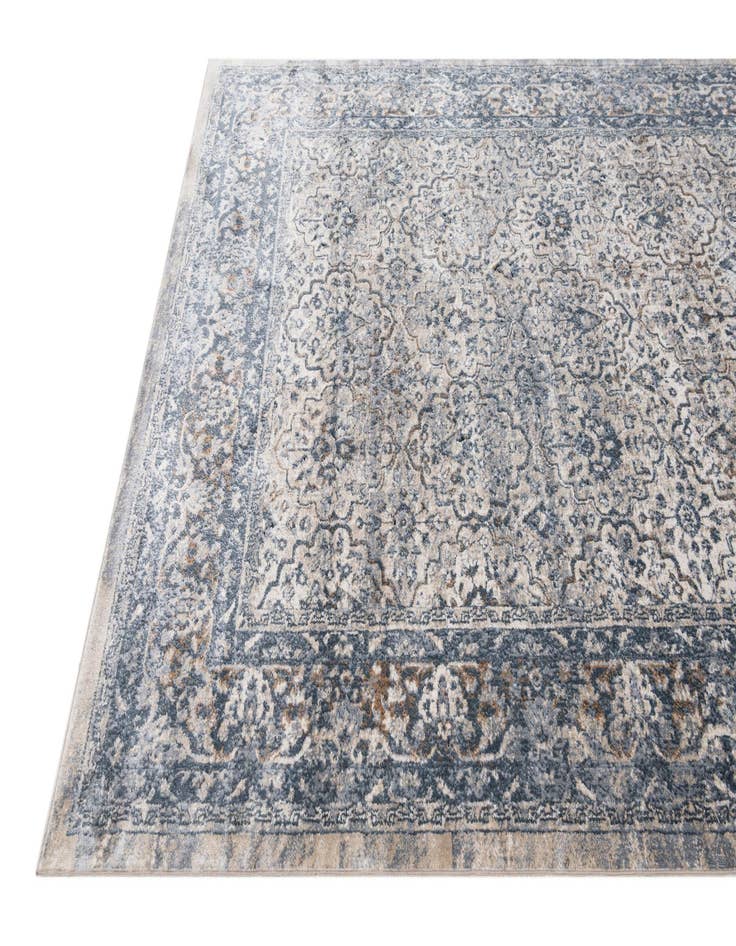 Detail image of 5' x 7' 6 Villa Rug