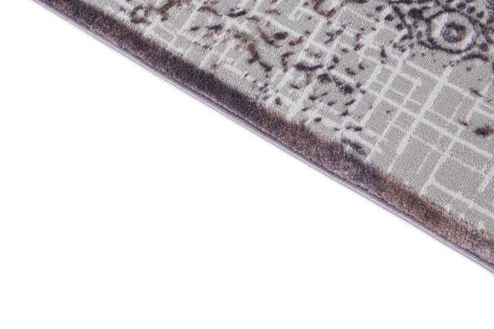 5' 2 x 7' 9 Vince Camuto Rug