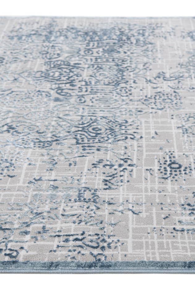 Detail image of 5' x 7' 9 Vince Camuto Rug